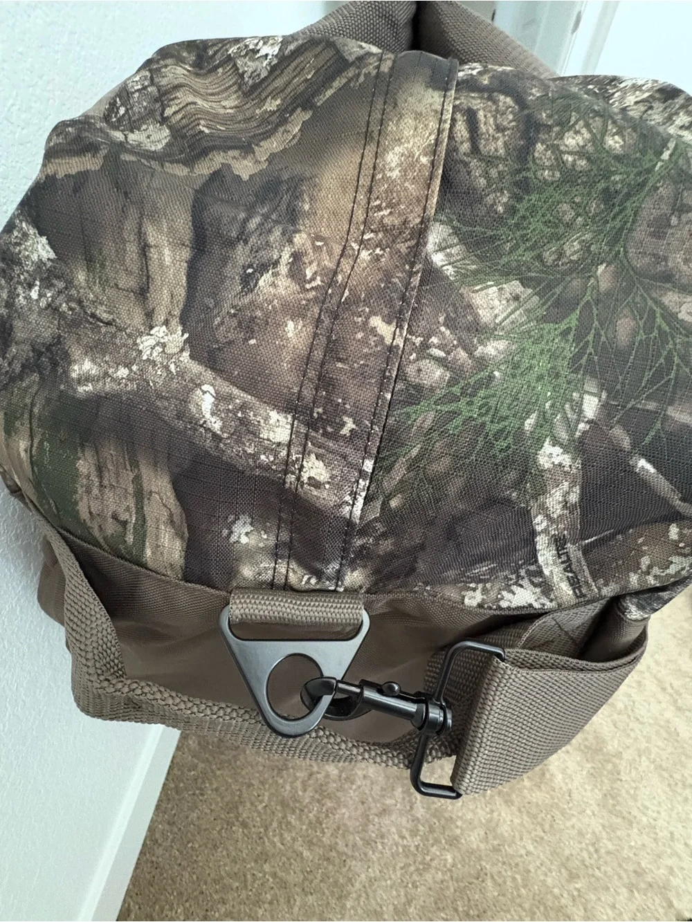 Duffle Bag-Realtree Large Camo. Brand New in case.